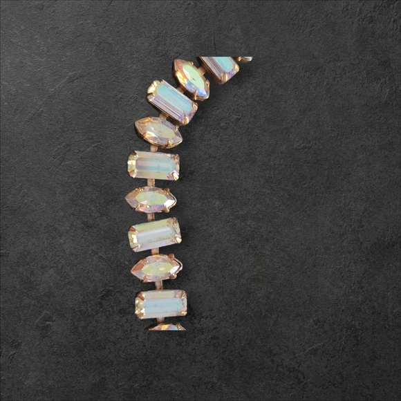 Elegant Gold and Iridescent Women's Necklace - Picture 2 of 2